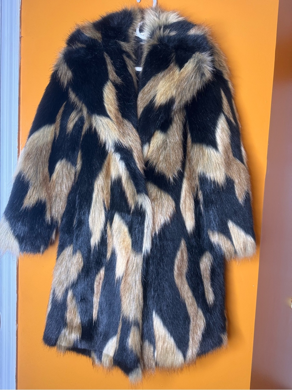 NWOT Alice + Olivia Yetta Faux Fur Coat In Black Medium Brown. Size S - Picture 14 of 16